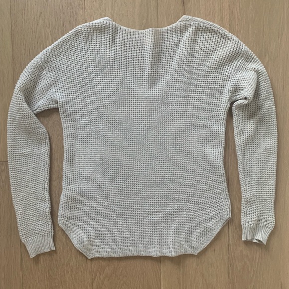 Wilfred Free | Waffle Knit V-Neck Sweater - Picture 2 of 4